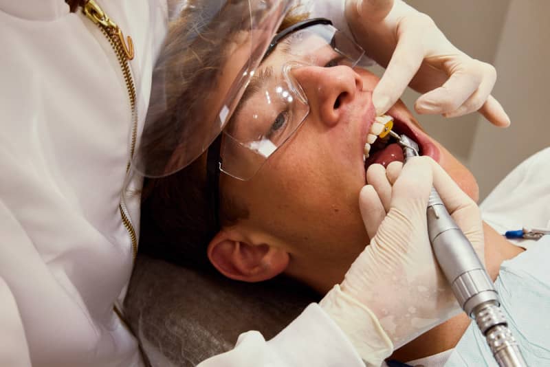 regresion blanqueamiento dental